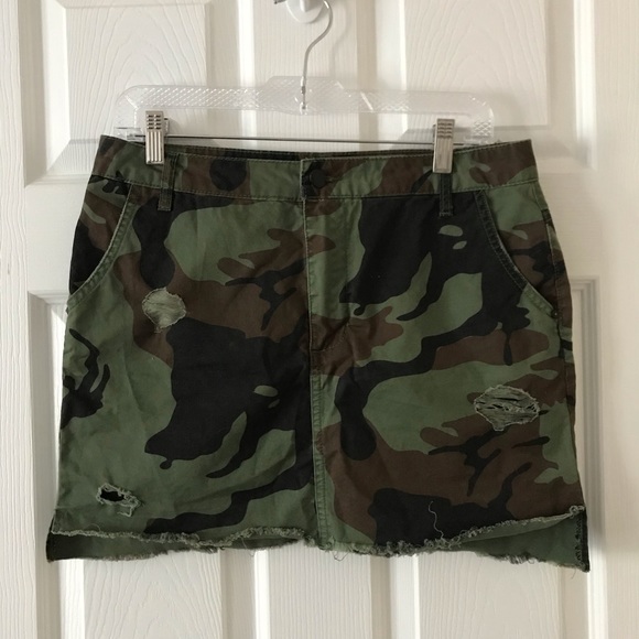Distressed Camouflage Mini Skirt - Picture 1 of 4